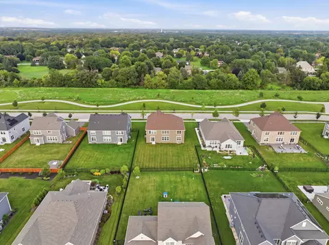 View/Area - 3589 Emerald Rd, Elgin, IL 60124 photo 7 of 10