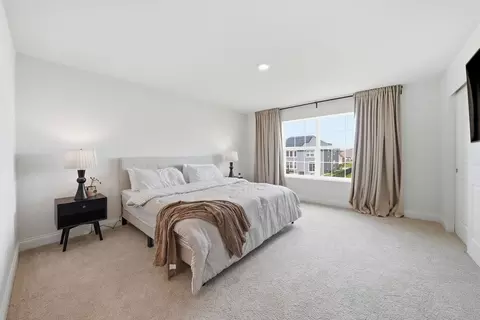 Bedroom - 3589 Emerald Rd, Elgin, IL 60124 photo 1 of 6