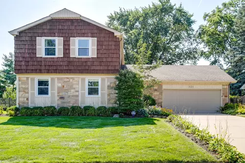 521 Arborgate Ln, Buffalo Grove, IL 60089