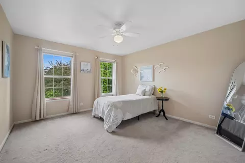 Bedroom - 2105 Bent Tree Dr, Geneva, IL 60134 photo 4 of 5