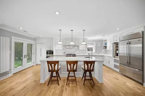 Kitchen - 2865 Leanne Ct, Northbrook, IL 60062 photo 1 of 3
