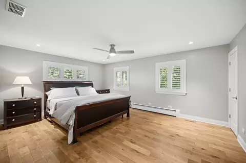 Bedroom - 2865 Leanne Ct, Northbrook, IL 60062 photo 1 of 3