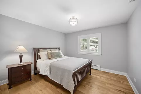 Bedroom - 2865 Leanne Ct, Northbrook, IL 60062 photo 2 of 3