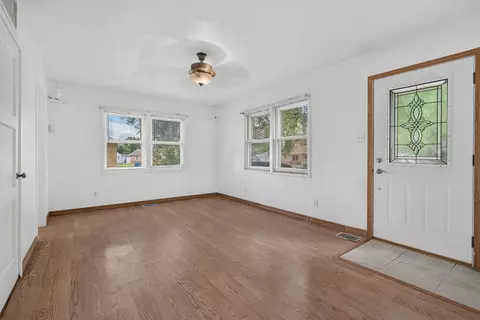 Living - 1814 Inner Circle Dr, Crest Hill, IL 60403 photo 1 of 4