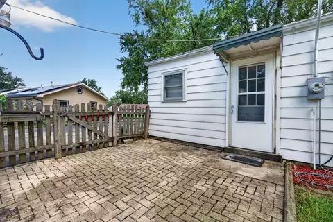 Exterior - 1814 Inner Circle Dr, Crest Hill, IL 60403 photo 5 of 8