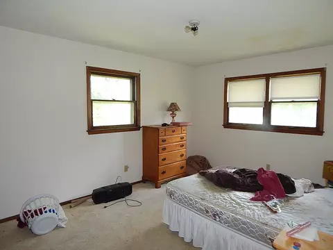 Bedroom - 109 E 6th St, Sherrard, IL 61281 photo 6 of 7