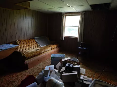 Living - 109 E 6th St, Sherrard, IL 61281 photo 2 of 5