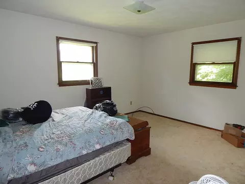 Bedroom - 109 E 6th St, Sherrard, IL 61281 photo 5 of 7