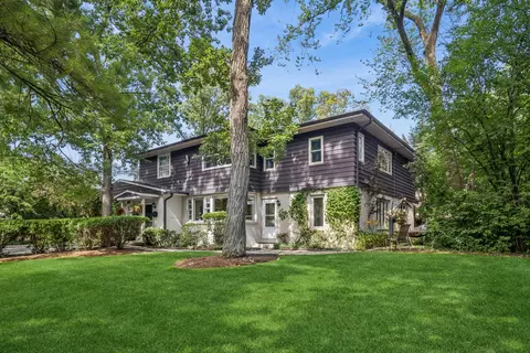 1557 Cavell Ave, Highland Park, IL 60035