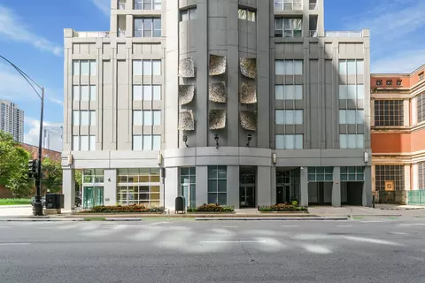 600 N Dearborn St #1501, Chicago, IL 60654
