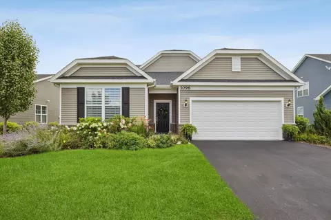 1096 Patricia Dr, Bolingbrook, IL 60490
