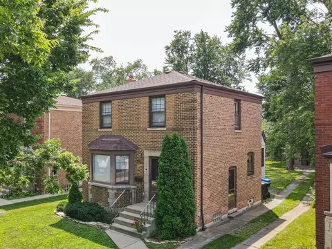 9932 S Maplewood Ave, Chicago, IL 60655