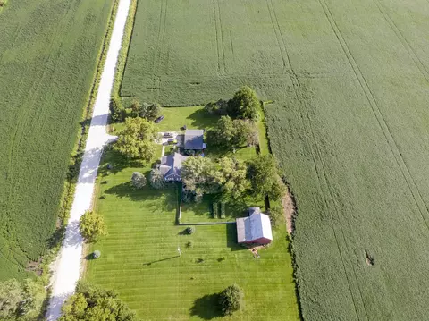 View/Area - 4085 N 1800e Rd, Herscher, IL 60941 photo 3 of 7