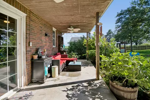 Exterior - 4085 N 1800e Rd, Herscher, IL 60941 photo 15 of 21
