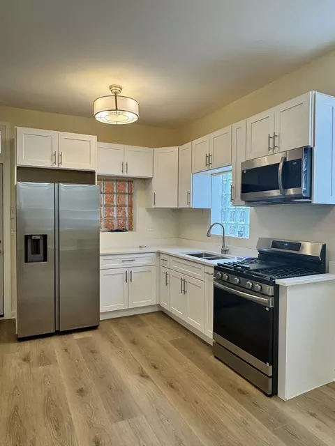 Kitchen - 3039 S Millard Ave, Chicago, IL 60623 photo 1 of 2