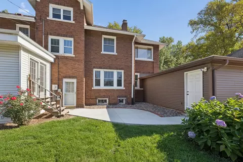 Exterior - 2311 12th St, Moline, IL 61265 photo 9 of 12