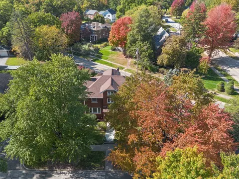 View/Area - 2311 12th St, Moline, IL 61265 photo 3 of 4
