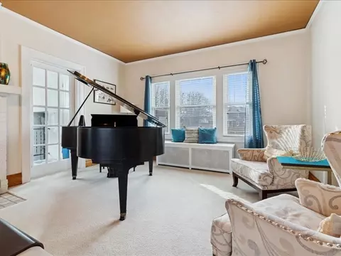 Living - 2311 12th St, Moline, IL 61265 photo 3 of 8