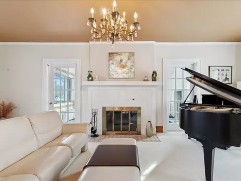 Living - 2311 12th St, Moline, IL 61265 photo 4 of 8