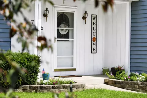 Other - 705 Edgelawn Dr, Plano, IL 60545 photo 1 of 7