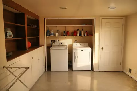 Other - 705 Edgelawn Dr, Plano, IL 60545 photo 5 of 7