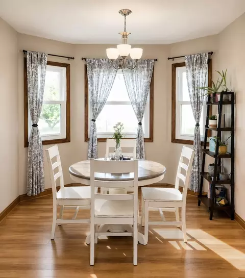 Dining - 705 Edgelawn Dr, Plano, IL 60545 photo 1 of 2