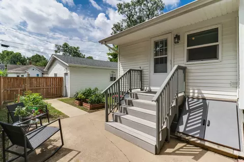 Exterior - Undisclosed, Bloomington, IL 61701 photo 3 of 11