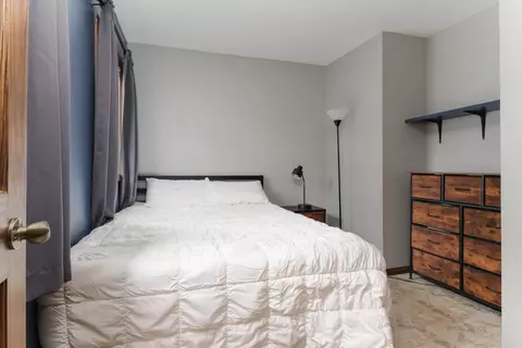 Bedroom - Undisclosed, Bloomington, IL 61701 photo 2 of 6