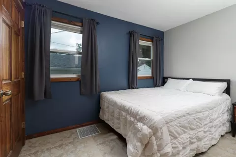 Bedroom - Undisclosed, Bloomington, IL 61701 photo 1 of 6