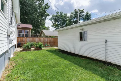 Exterior - Undisclosed, Bloomington, IL 61701 photo 6 of 11
