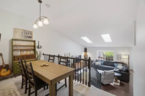 Dining - 2017 Jeffrey Ln #2017, Elgin, IL 60123 photo 1 of 1