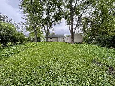 Exterior - 3603 Kirchoff Rd, Rolling Meadows, IL 60008 photo 2 of 2
