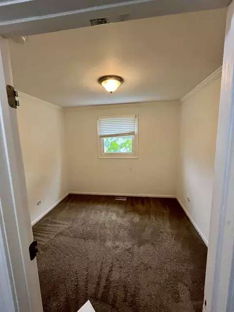Bedroom - 3603 Kirchoff Rd, Rolling Meadows, IL 60008 photo 4 of 4