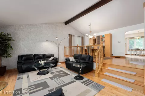 Living - 9 S434 Allison Ct, Willowbrook, IL 60527 photo 1 of 3