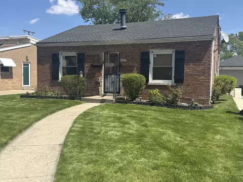 9855 S Campbell Ave, Evergreen Park, IL 60805
