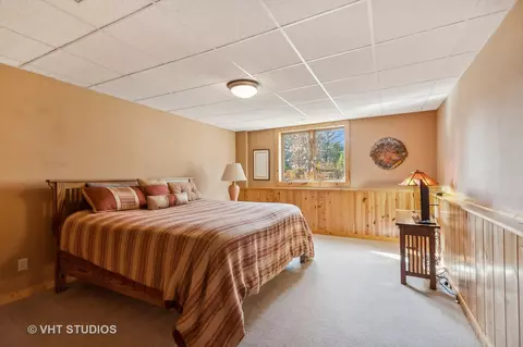 Bedroom - 2317 Paulson Rd, Harvard, IL 60033 photo 4 of 4