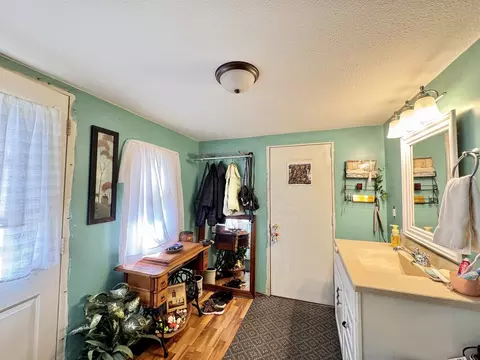 Bath - 1285 Hickory St, Eldena, IL 61324 photo 1 of 1