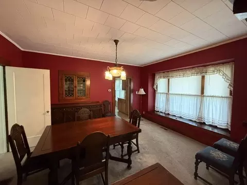Dining - 805 S 14th St, Herrin, IL 62948 photo 1 of 2