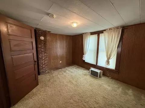 Bedroom - 805 S 14th St, Herrin, IL 62948 photo 5 of 9