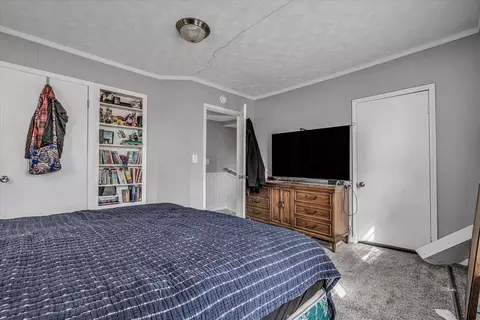 Bedroom - 1435 10th St, Moline, IL 61265 photo 6 of 6