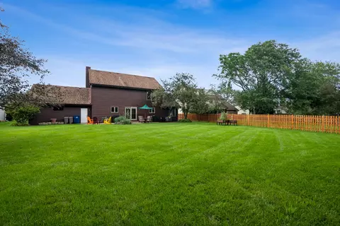 Exterior - 3080 Mini Dr, Wadsworth, IL 60083 photo 4 of 6