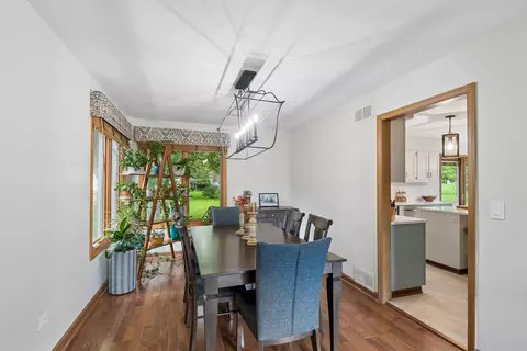Dining - 3080 Mini Dr, Wadsworth, IL 60083 photo 1 of 1