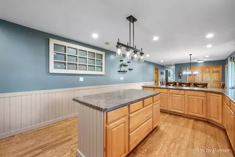 Kitchen - 2116 N Pebble Dr, Mchenry, IL 60051 photo 3 of 4