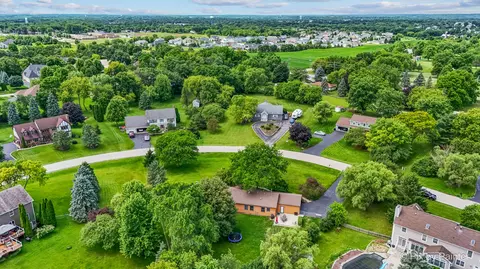 View/Area - 2116 N Pebble Dr, Mchenry, IL 60051 photo 6 of 7