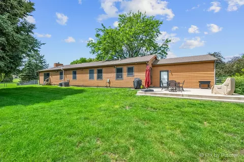 Other - 2116 N Pebble Dr, Mchenry, IL 60051 photo 1 of 5