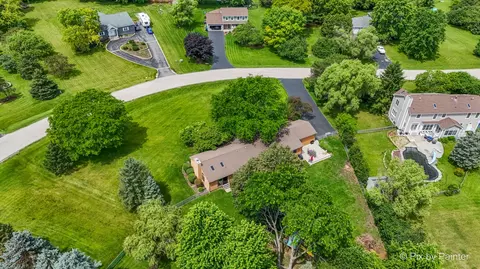 View/Area - 2116 N Pebble Dr, Mchenry, IL 60051 photo 4 of 7