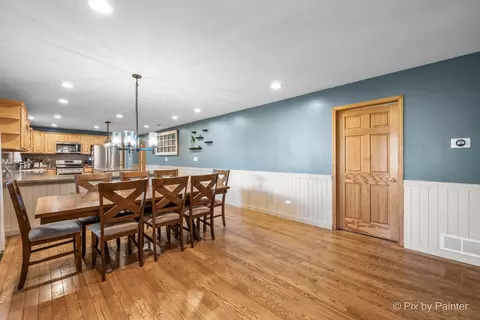 Dining - 2116 N Pebble Dr, Mchenry, IL 60051 photo 2 of 2