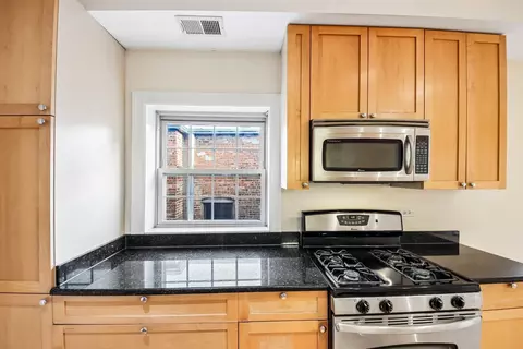 Kitchen - 841 E 52nd St #3, Chicago, IL 60615 photo 4 of 4