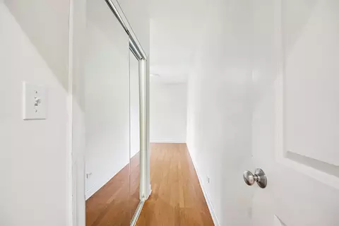 Bedroom - 841 E 52nd St #3, Chicago, IL 60615 photo 13 of 13