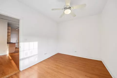 Bedroom - 841 E 52nd St #3, Chicago, IL 60615 photo 8 of 13